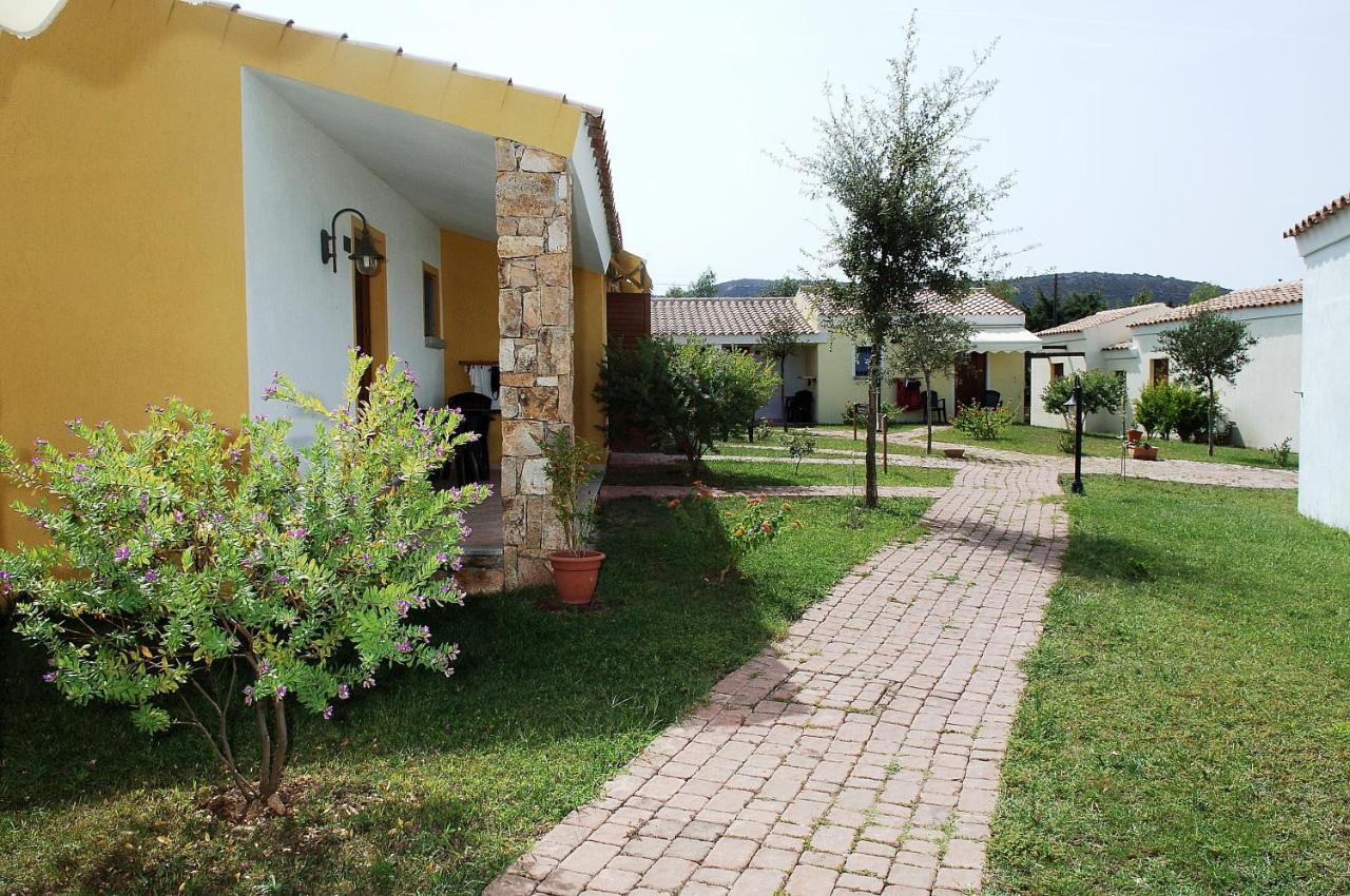 Hotel Cala Mirto Budoni Exterior foto