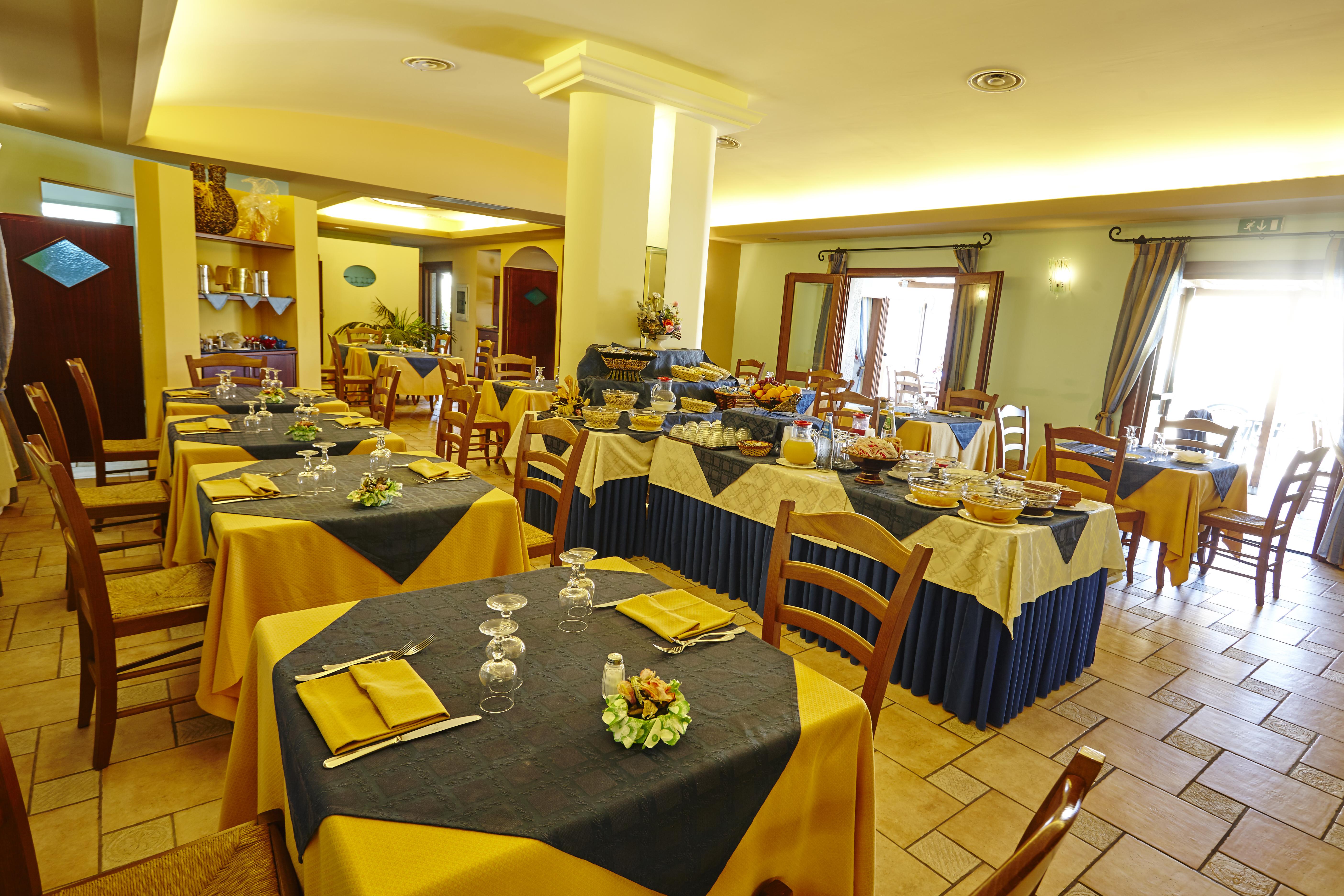 Hotel Cala Mirto Budoni Exterior foto